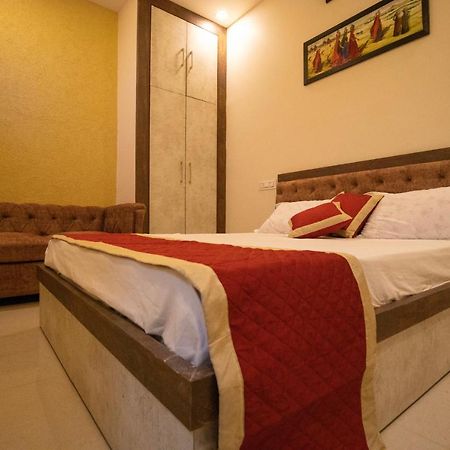 Hotel Aayat Palace Jaipur Bagian luar foto